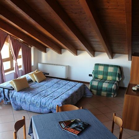 Casa Regina Apartment Desenzano del Garda Bagian luar foto