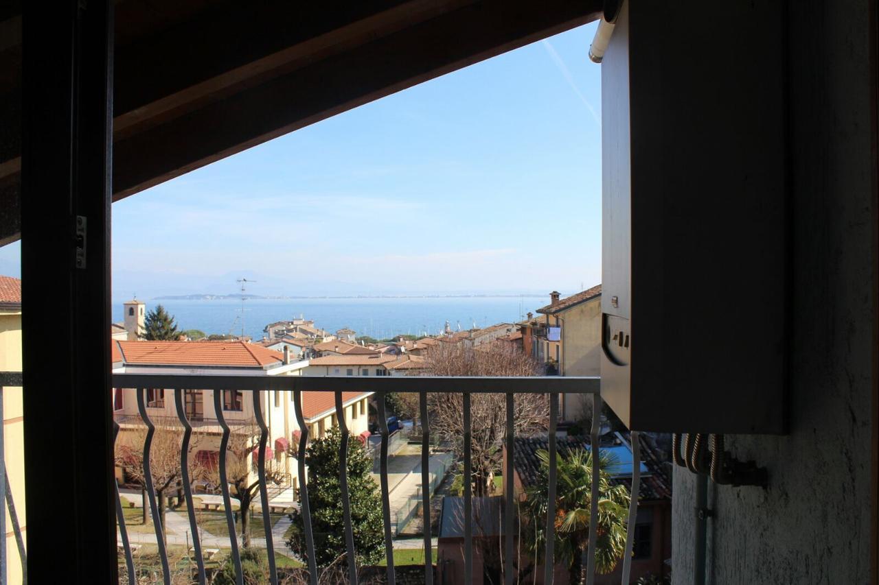 Casa Regina Apartment Desenzano del Garda Bagian luar foto