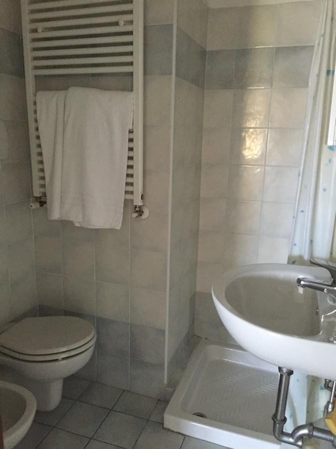 Casa Regina Apartment Desenzano del Garda Bagian luar foto