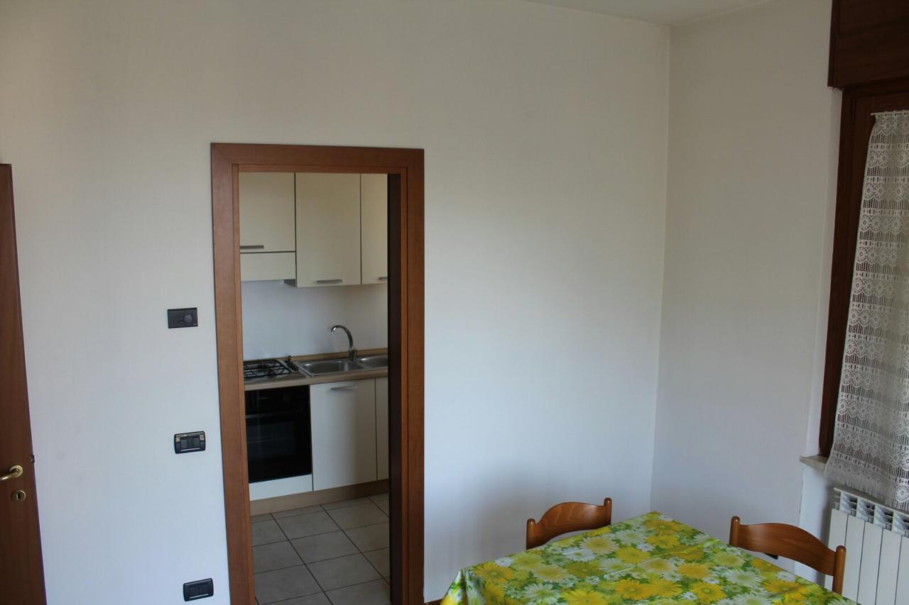 Casa Regina Apartment Desenzano del Garda Bagian luar foto