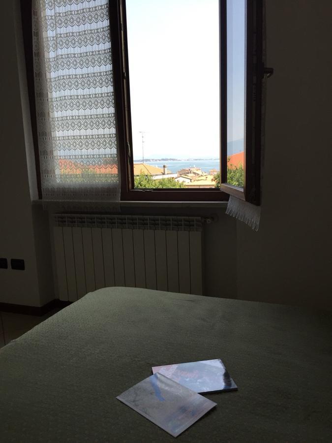 Casa Regina Apartment Desenzano del Garda Bagian luar foto